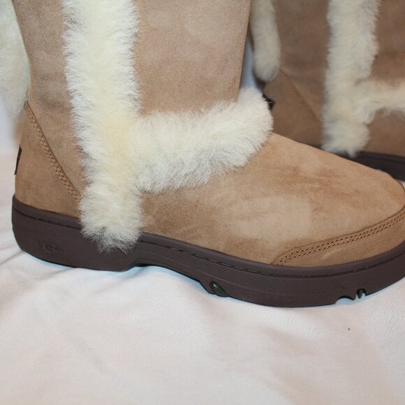 NEW UGG WOMEN'S SUNDANCE TALL SUEDE SHEARLING LINED WINTER BOOTS CHESTNUT - Picture 3 of 7
